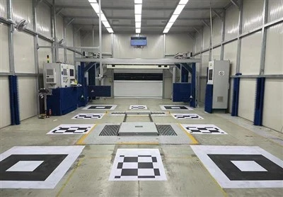 Système intégré d'étalonnage ADAS et d'alignement des roues guidé par laser-, station de réétalonnage des capteurs de sécurité de rechange
